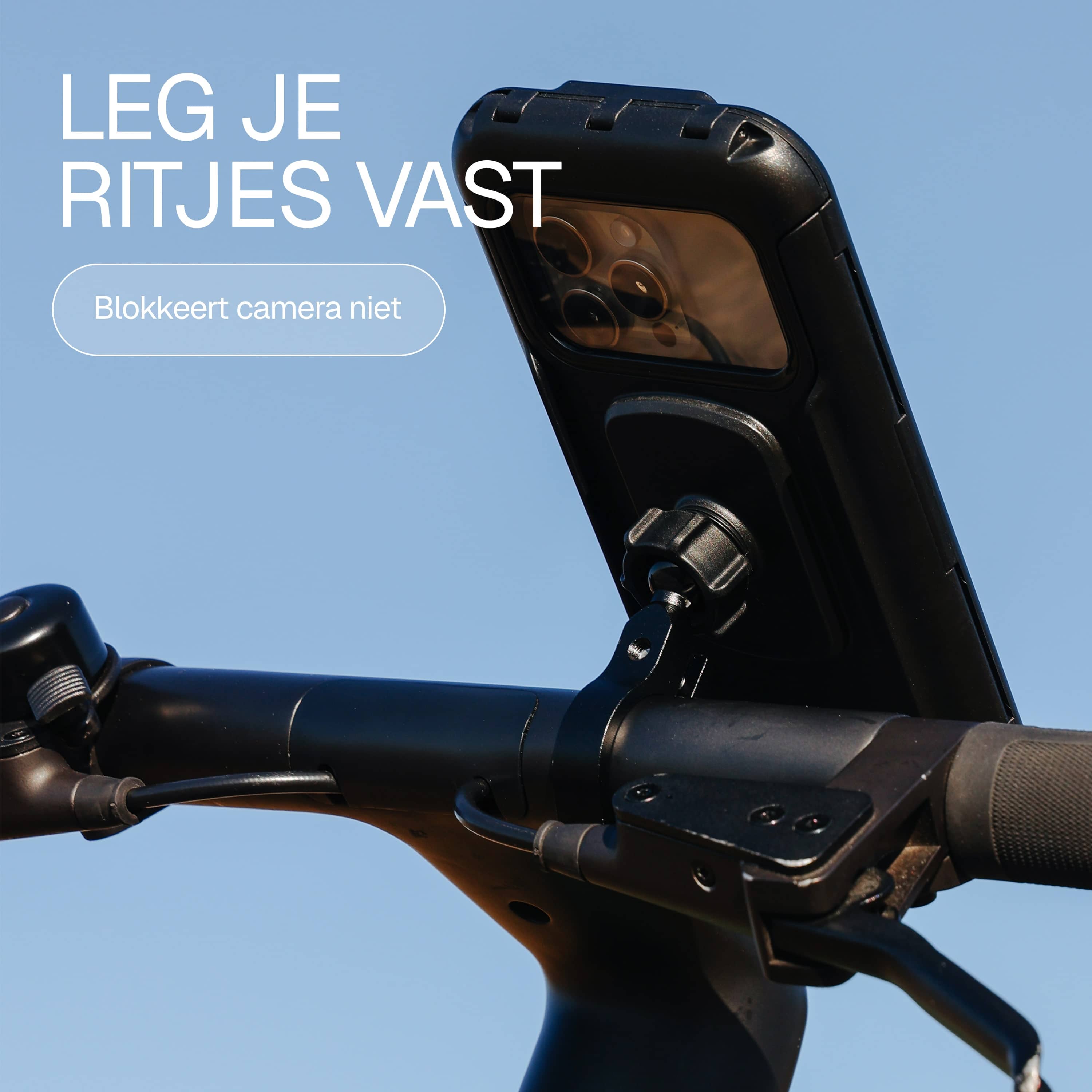 Telefoon veilig bevestigd op het stuur – ideale houder voor fietsnavigatie in de regen